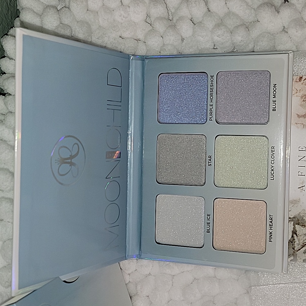 Various Makeup Items From Allure Beauty Boxes.. - Picture 3 of 12